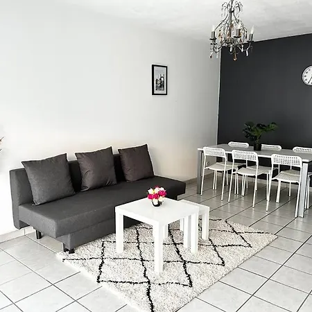 Agreable Proche Du Metro Apartment Lyon
